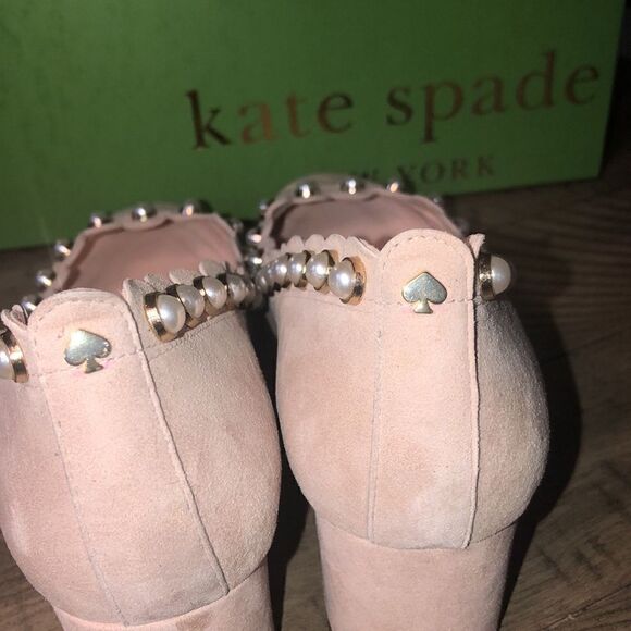 Kate Spade ♠️ Maeve Pearl 2” Solid Heel Pumps in Fawn colored Soft Suede in Box - Picture 8 of 17